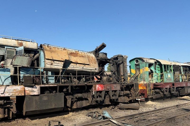 РФ масовано атакувала Тростянець: що відомо
