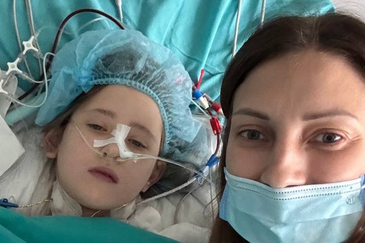 Пересадка серця під обстрілами: як живе 13-річна Кіра після трансплантації Пересадка серця під обстрілами: як живе 13-річна Кіра після трансплантації