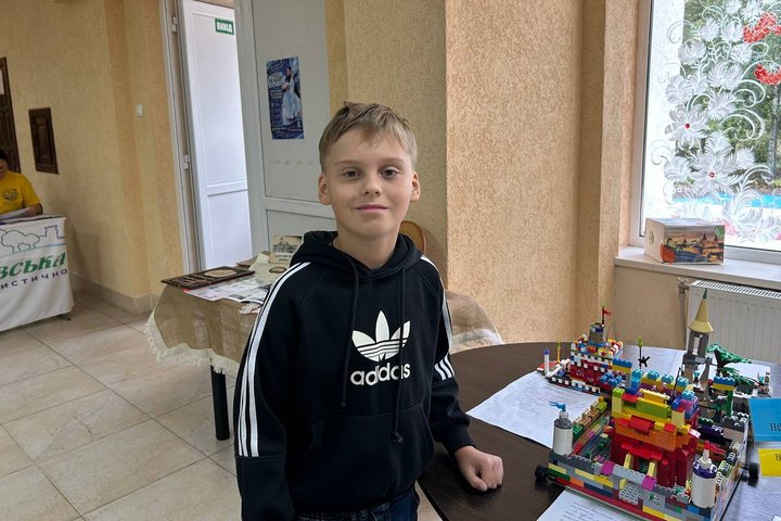 У громаді поблизу Житомира діти представили власні LEGO-моделі фортець і замків: ідеї використають для розвитку туризму У громаді поблизу Житомира діти представили власні LEGO-моделі фортець і замків: ідеї використають для розвитку туризму