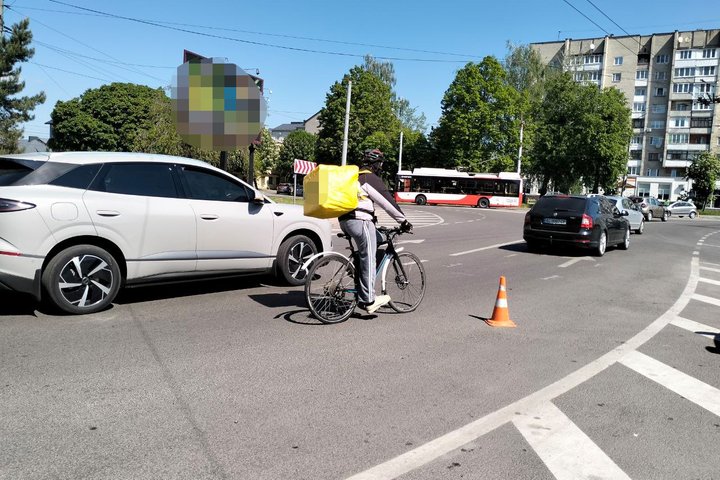 Скільки лучан звернулось до міськради за відшкодуванням збитків після атаки російських дронів Скільки лучан звернулось до міськради за відшкодуванням збитків після атаки російських дронів