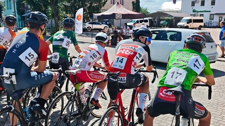 Із котельні — до чемпіонату світу: як дрогобицька велошкола на Львівщині виховує спортсменів національної збірної без великих бюджетів
