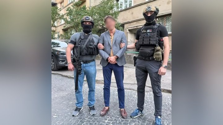 Дезертир повідомив про замінування львівського вокзалу: військовослужбовцю загрожує до 10 років ув’язнення