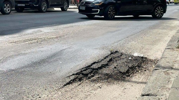 Ремонт на вулиці Зеленій у Львові: два дні ускладненого руху та поетапне відновлення дорожнього покриття