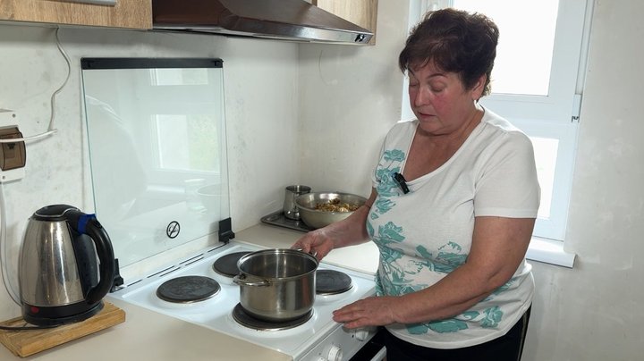 «Земля наша, а країна не наша»: родина переселенців з Запорізької області розпочала нове життя на Волині