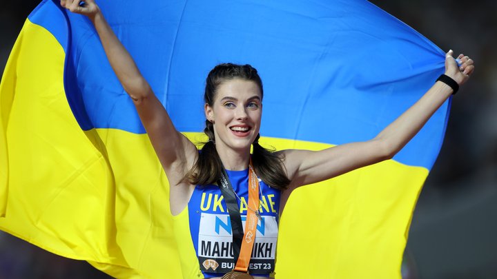 Ярослава Магучіх — чемпіонка світу зі стрибків у висоту!