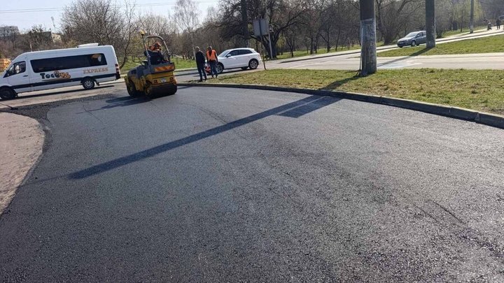 Ремонт дорожнього покриття на проспекті Чорновола у Львові: що треба знати водіям цих вихідних