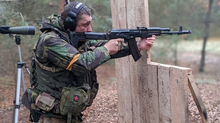 "Він за своїх хлопців був горою": історія майстра спорту з кікбоксингу з Волині, який загинув на війні "Він за своїх хлопців був горою": історія майстра спорту з кікбоксингу з Волині, який загинув на війні