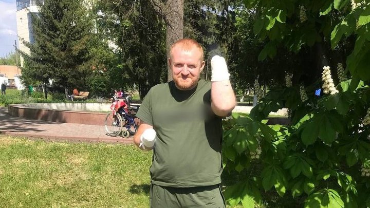 «Я щасливий на сто відсотків»: як ветеран Андрій Олійник повертається до життя після втрати обох рук на війні