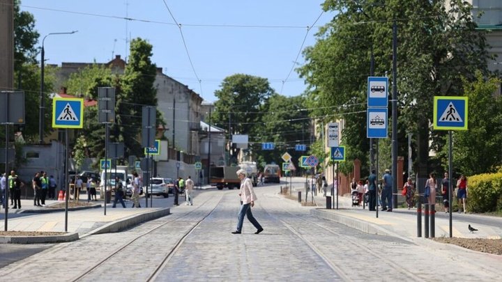 У Львові оновлять дорожній рух: нові заборони паркування та пішохідні переходи на семи вулицях