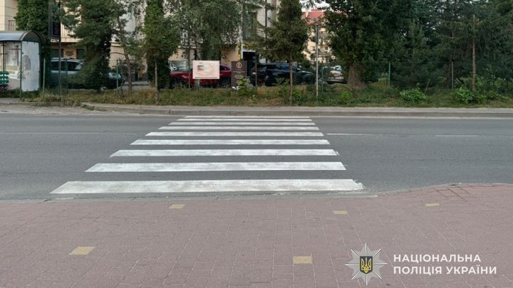 Трагедія на пішохідному переході: у Зимній Воді поблизу Львова автомобіль KIA збив жінку, водієві загрожує до трьох років обмеження волі