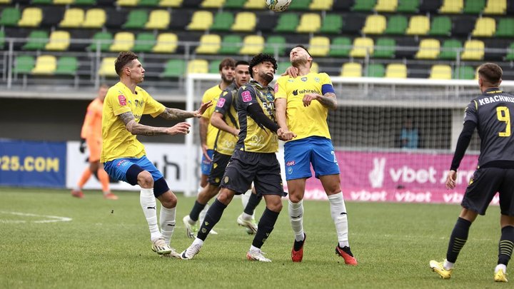 Metalist 1925 зіграв з "Рухом"