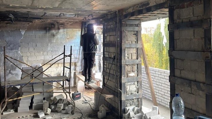 У Львові триває відбудова будинків на Патона і Виговського після липневого ракетного удару