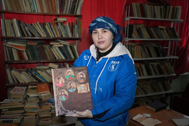 Головне — не опускати руки. Жінки з Новопетрівки Миколаївської області власноруч відновлюють село після окупації