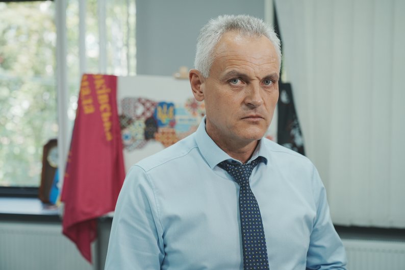 Близнюківський селищний голова Геннадій Король розповів про будівництво підземної лікарні