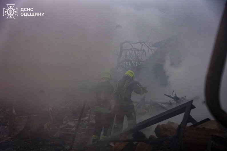 Унаслідок атаки РФ пошкоджена цивільна інфраструктура: 14 загиблих та понад 40 поранених