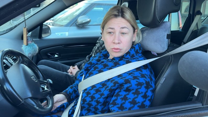 "Обережно, вибоїни!": у Луцьку водії скаржаться на стан доріг. Де стартував аварійний ремонт