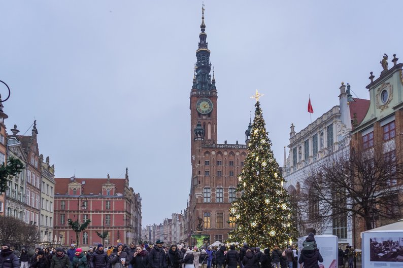 Європа готується до Різдва — так виглядають міста