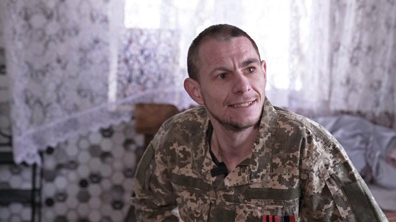 "Не вважаю себе ні калікою, ні інвалідом", — волинянин Андрій Ярошик із подвійною ампутацією ніг. Історія воїна