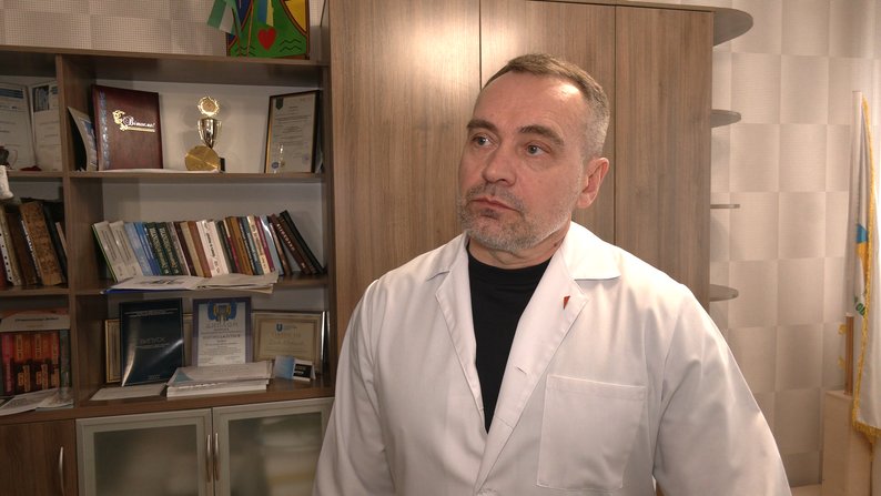 Невидимі жертви війни: чому після деокупації хворіють та помирають колишні російські бранці підвалу в Ягідному