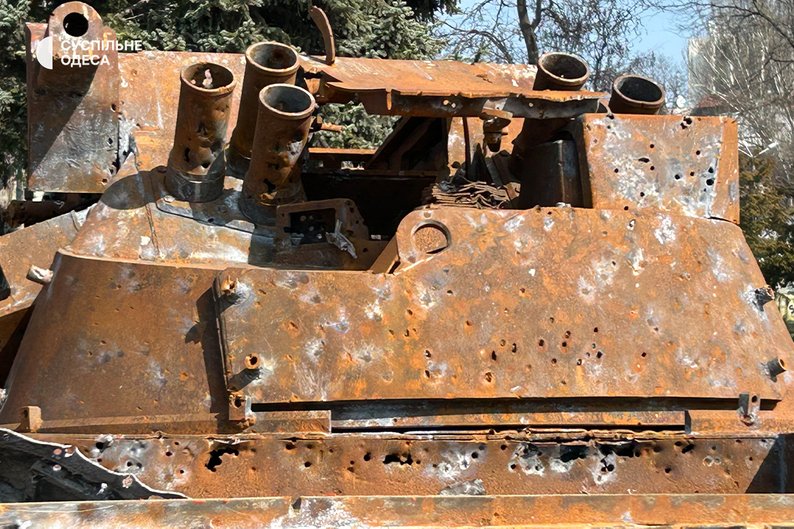 В Одесі виставили знищену російську техніку: фото з Куликового поля