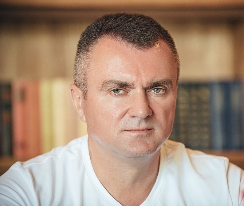 Як часто і до яких країн їздять у відрядження за кордон депутати Закарпатської обласної ради