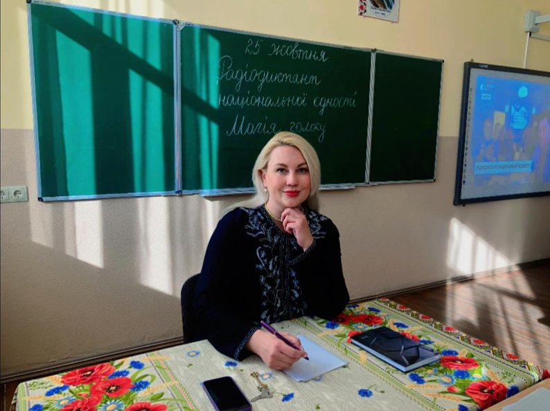 Як часто і до яких країн їздять у відрядження за кордон депутати Закарпатської обласної ради
