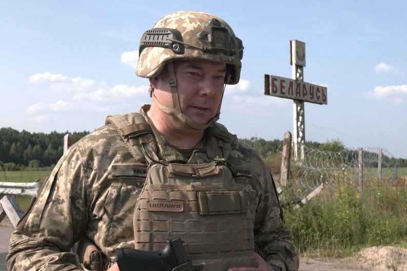 Знищені дороги, захисні споруди і особовий склад: командувач ОС ЗСУ Наєв інспектував кордон із Білоруссю на Волині