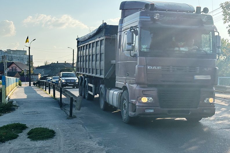 Проєкт готовий на 90 відсотків: яка ситуація із капремонтом мосту у Бердичеві, частина якого обвалилася рік тому Проєкт готовий на 90 відсотків: яка ситуація із капремонтом мосту у Бердичеві, частина якого обвалилася рік тому