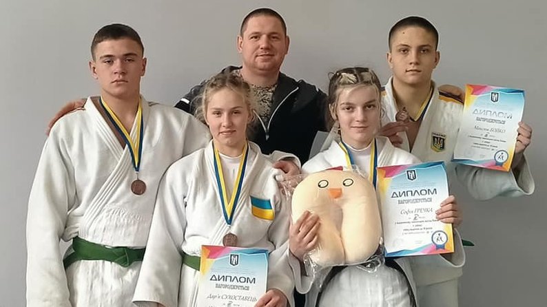 Спортсмени Сумщини здобули медалі на київському чемпіонаті з дзюдо серед юніорів та кадетів