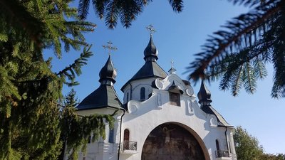 Перевіряють церкви і костели, що є пам'ятками національного значення: на Рівненщині працює комісія Мінкульту