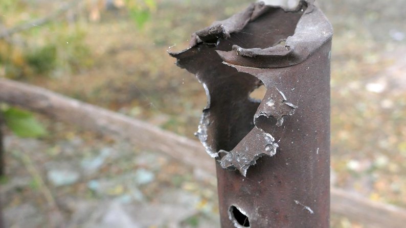 "Попало у нашу хату": очевидці розповіли про обстріл Дружби на Сумщині