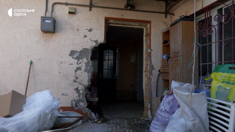 У будинок жительки Одеси під час атаки РФ залетіла бойова частина ракети