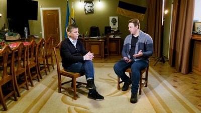 Гроші на ЗСУ, оптимізація комунальної сфери і питання екології: інтерв'ю з міським головою Житомира Сергієм Сухомлином