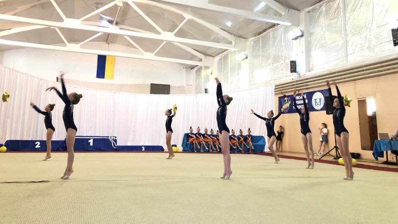 Відкритий чемпіонат міста з естетичної гімнастики відбувся у Сумах