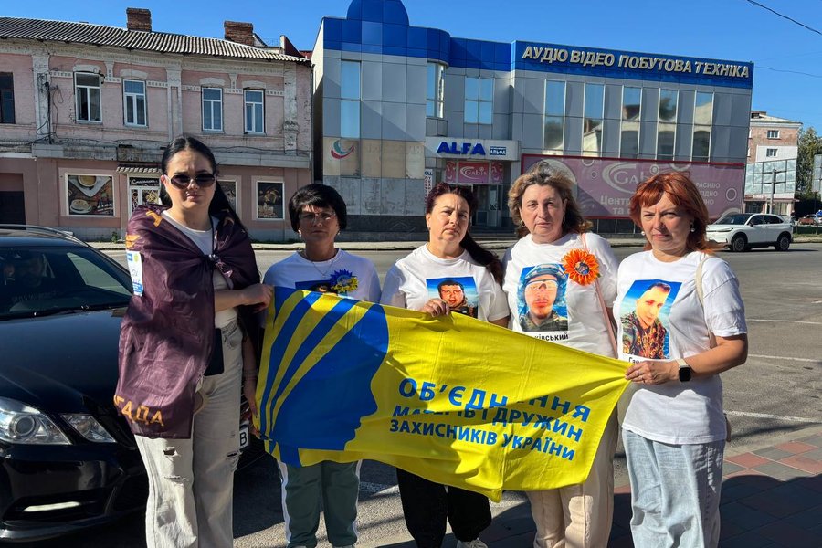 У Бердичеві на Житомирщині близько 400 людей долучилися до забігу пам’яті про загиблих захисників У Бердичеві на Житомирщині близько 400 людей долучилися до забігу пам’яті про загиблих захисників
