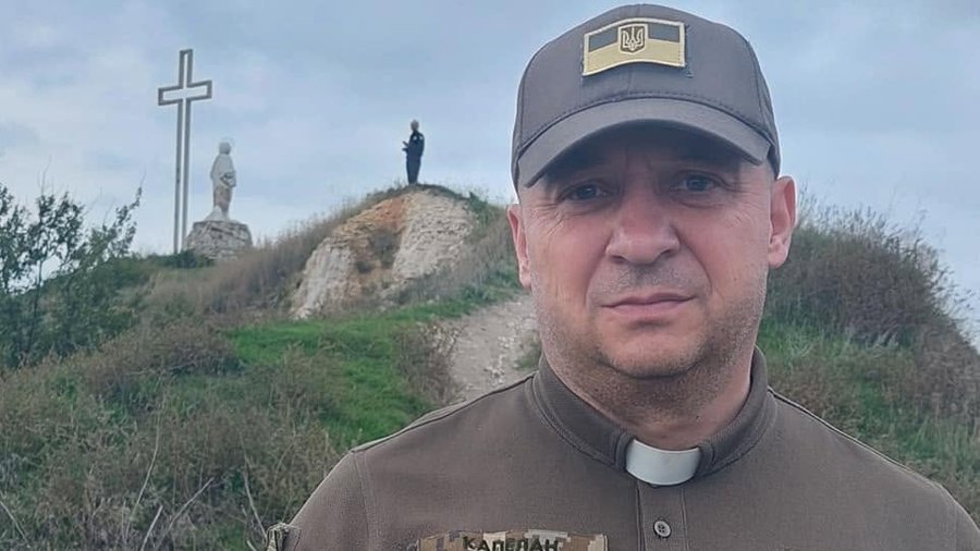 Капелан на передовій: з Попасної — за кілька годин до вторгнення, і три роки поруч із бійцями 24 ОМБр