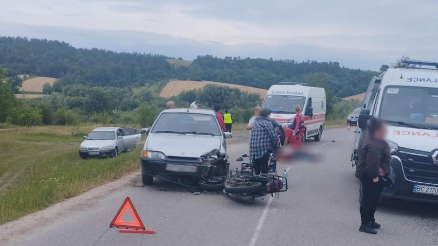 П’яний мотоцикліст на Львівщині виїхав на зустрічну і забрав життя 25-річного пасажира — йому загрожує до 10 років в’язниці