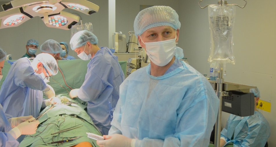 Тригодинна операція на відкритому серці: житомирські лікарі показали, як рятують пацієнтів з інфарктом