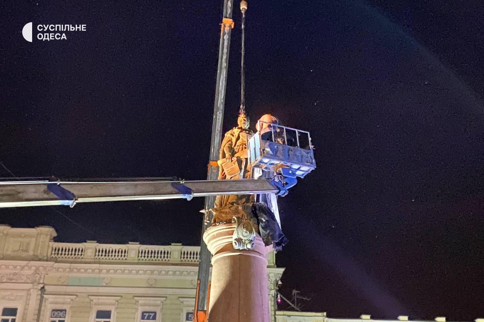 Пам’ятник Катерині ІІ в Одесі демонтували