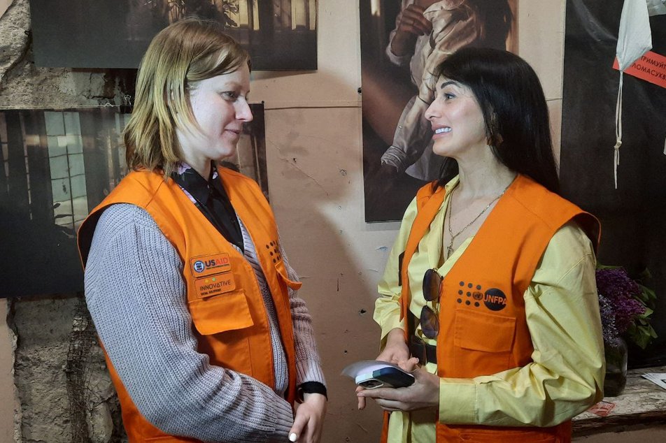 У Миколаєві презентували фотопроєкт на тему домашнього насильства