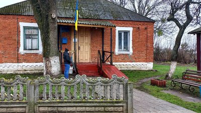 Пограбували школу, магазини та ферму. Наслідки перебування росіян у селі Чернеччина на Сумщині
