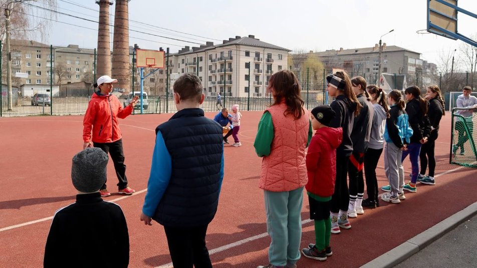 У Коломиї на Франківщині організували спортивне дозвілля для дітей-переселенців