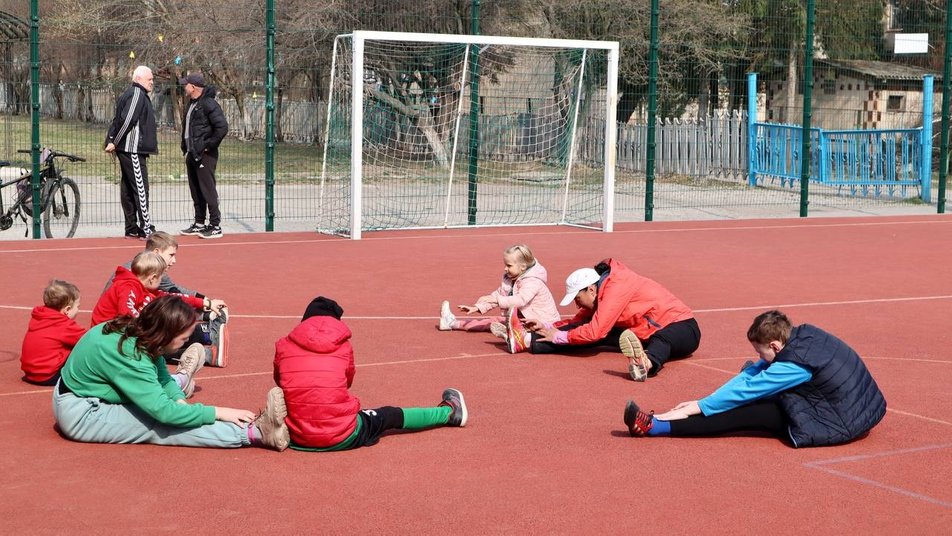 У Коломиї на Франківщині організували спортивне дозвілля для дітей-переселенців