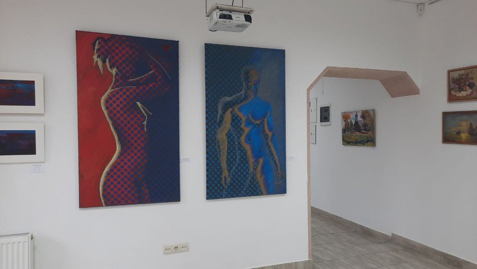 В Івано-Франківську відкрили виставку 15 місцевих художників