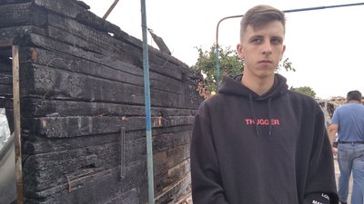Порятунок дітей з палаючого гаража після бомбардування – рятувальники з Коростеня розповіли, як голіруч розбирали завали