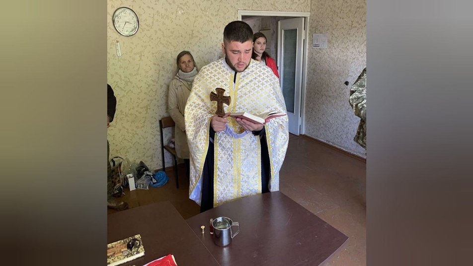 Військовий капелан Василь Сметанюк: "Зараз формуються засади служіння військового священника"