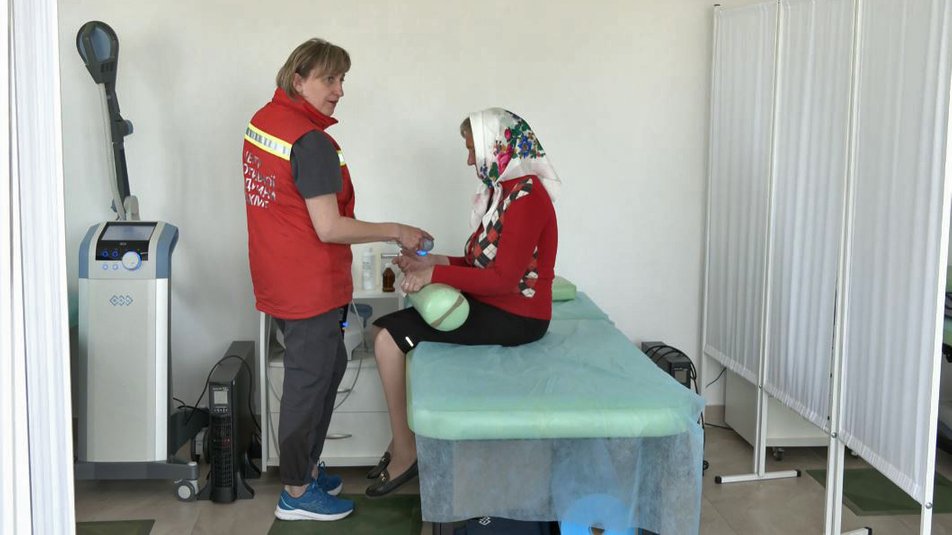 Оздоровлюють спортсменів, бійців і місцевих: як на Волині працює центр спортивної медицини з Бахмута