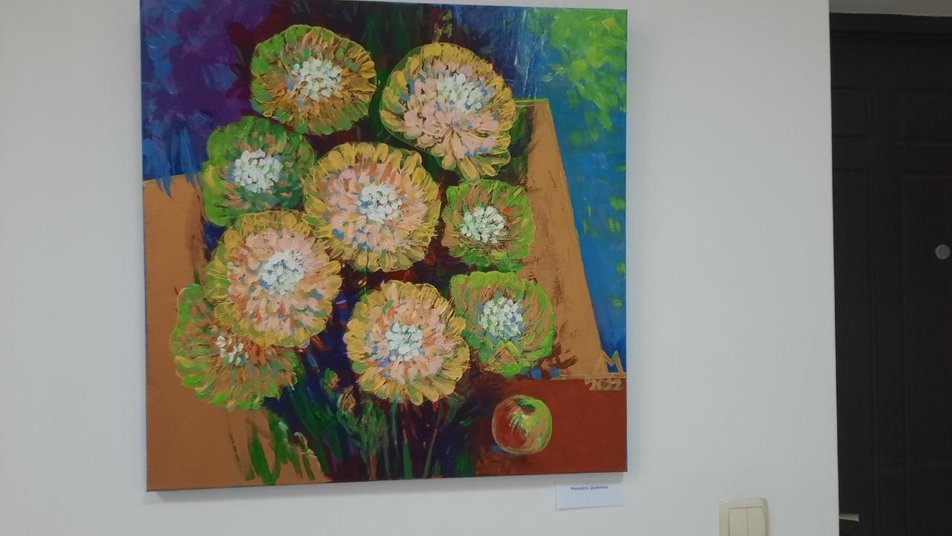 В Івано-Франківську відкрили виставку 15 місцевих художників