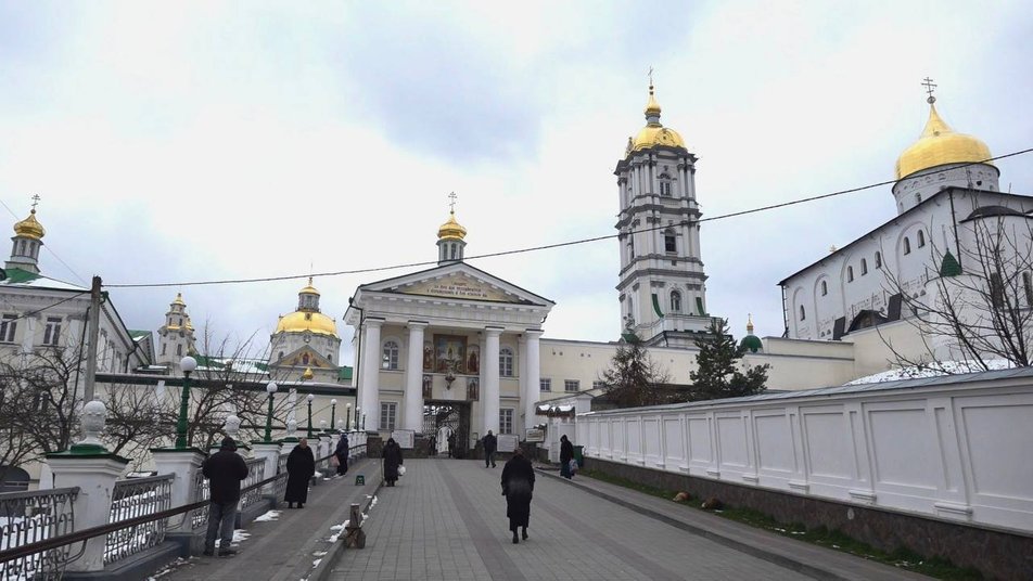 "Сподіваємося, що процес буде мирним": митрополит ПЦУ Нестор про Почаївську лавру