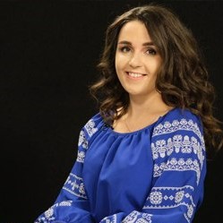 Юлія Бараболя